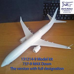 131214-9 Model kit Boeing 737-9 MAX Down