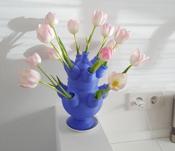 Tulip vase