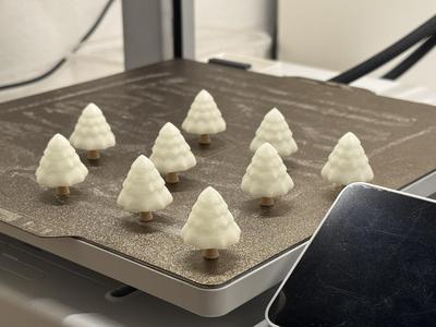 Mini Christmas Pine Tree (Glow)