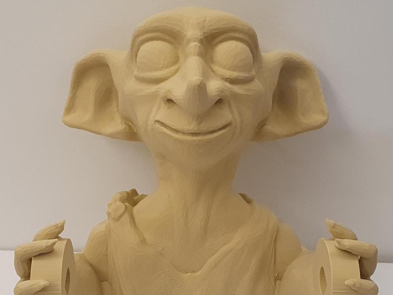 Dobby the Loo-yal Holder