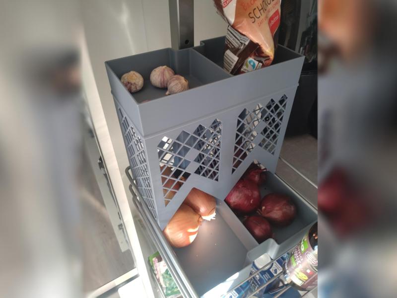 Pull-Out Pantry Dispenser
