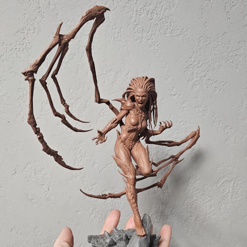 QUEEN OF BLADES