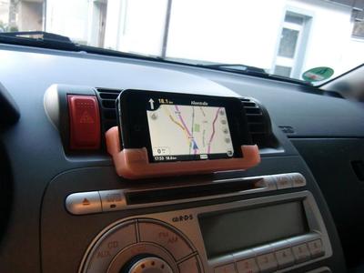 Iphone 4 holder for Honda Jazz