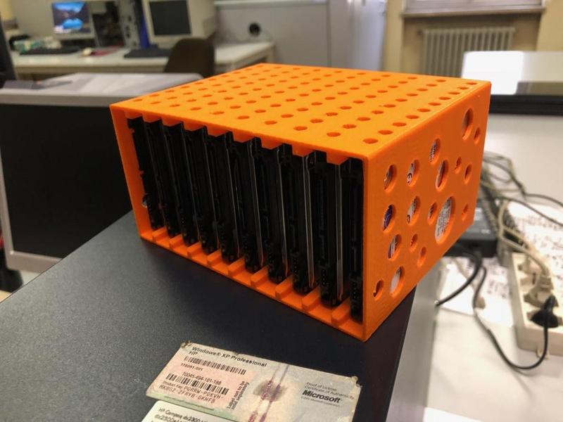 10x 2.5″ HDD Rack Case
