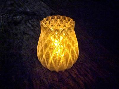 Tealight holder