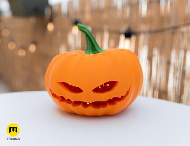 Spooky Halloween Pumpkin Lantern free