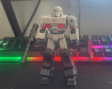 Blokees Megatron/D-16 Right Cannon orientation