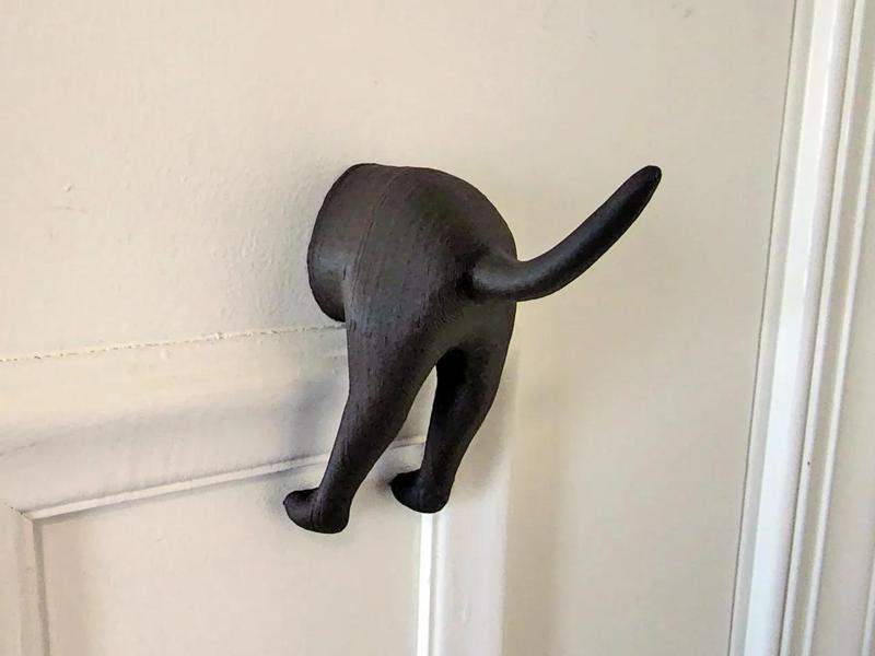 Dog Hook with Keyhole Slot