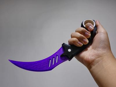 Full-tang Fidget Karambit