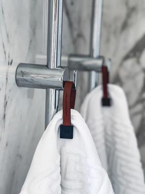 Towel loop clips square set black/medium brown