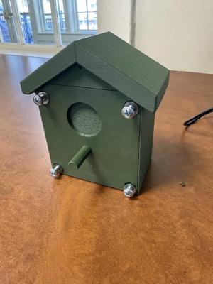 Twist-Perch Gadget Cache Birdhouse