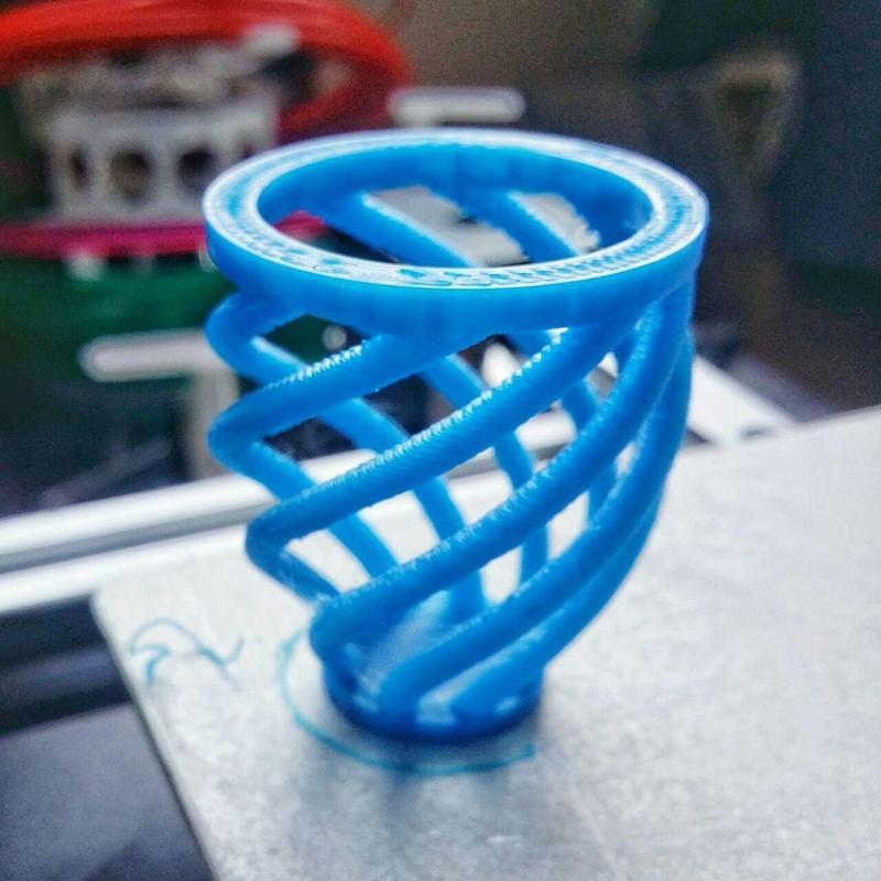 Calibration vase – Stringing, overhang and bridging test