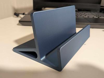 Horizontal Laptop Stand – Improved
