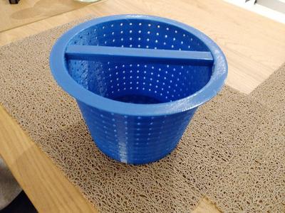Pool basket