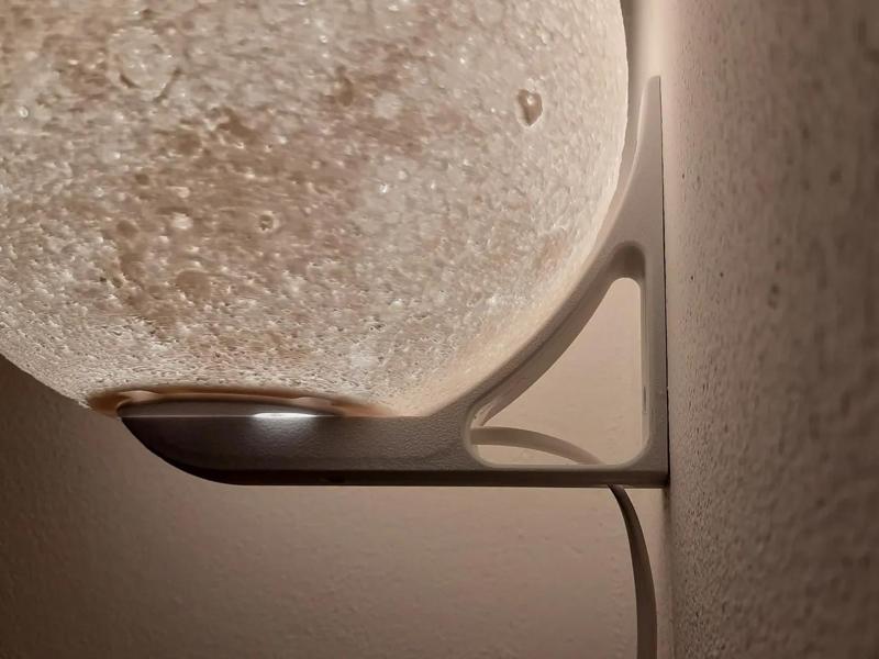 Moon lamp “L” wall mount