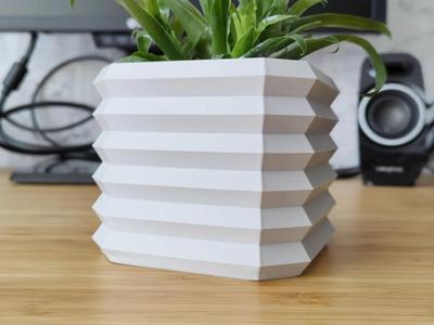Lantern Pot and Planter – Version 1 – Vase mode