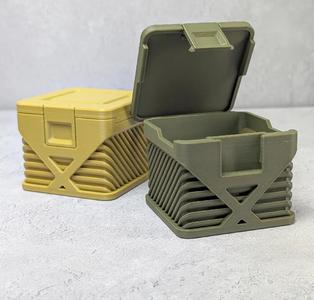 Springlatch Box