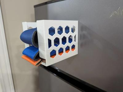 Can Koozie Holder – Magnetic & Hex – Half Height