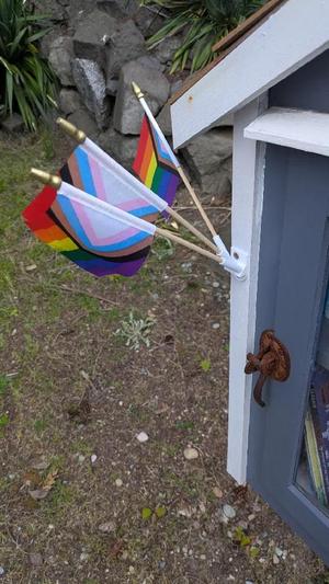 3 Flag Flag Holder