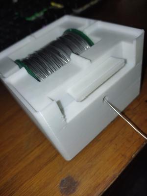 Gridfinity Soldering Spool Holder – 500grms