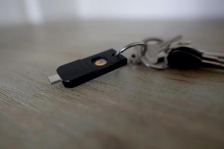Yubikey USB A-to-C Adapter and Case