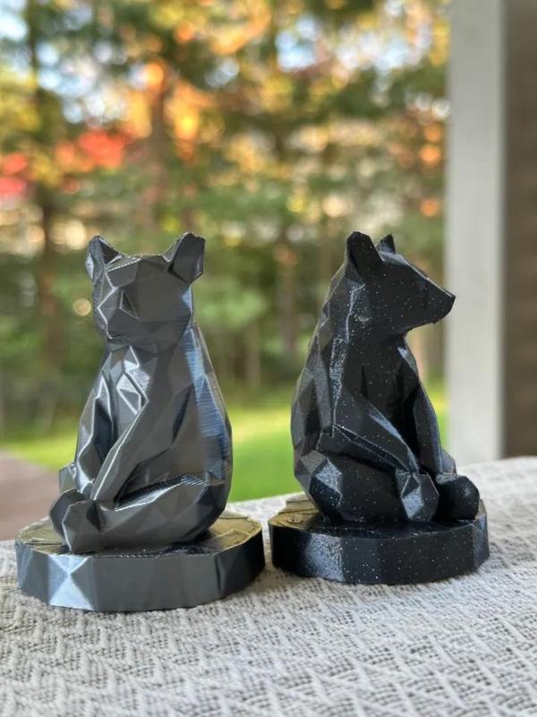 Lowpoly Bear Statue