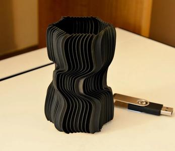 Vase 831