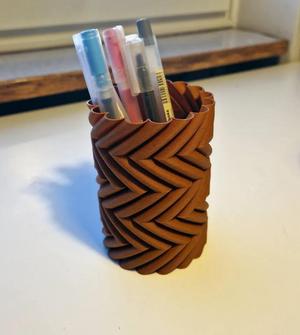 1 Hour Pencil Holder (Vase Mode) v2