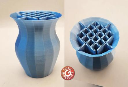 ⭙ Spiral Vase w/Dividers ⭙