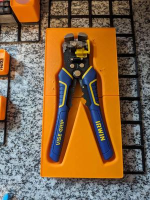 Gridfinity Irwin Vice Grip Automatic Wire Stripper Block.stl