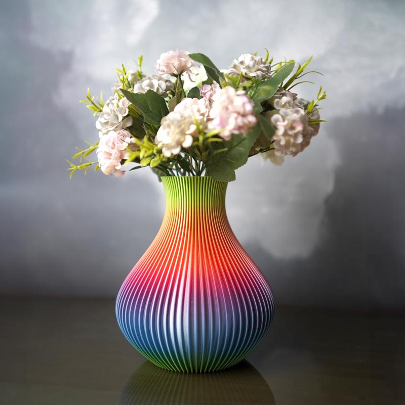 Vase Sophie – Elegance in Every Curve 18cm/7in