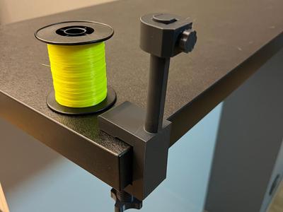 Fishing line spool holder