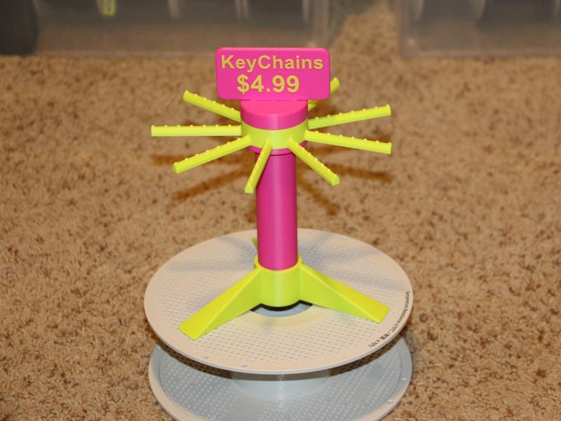 Keychain Display Rotating