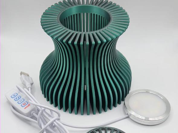 Decorative table lamp