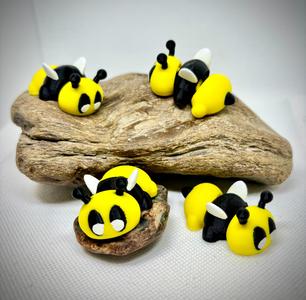 Cute Articulated Chubby Baby Bee