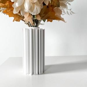 The Unda Vase STL 3D Print File, Digital Download for 3D Printing, Home Decor Vase for Flowers and Plants