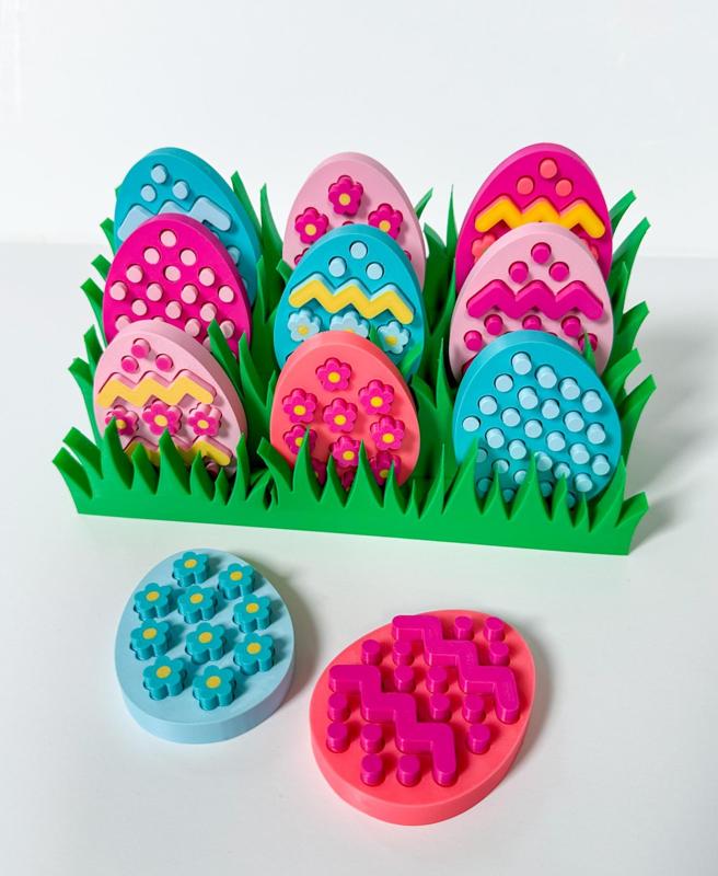 Easter Egg Fidget (2 Styles)  plus Grass Display Stand