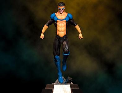 Fanart INVINCIBLE - Statue