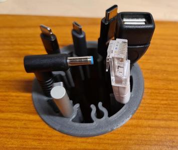 Porta cavi rotondo da scrivania – Round cable manager