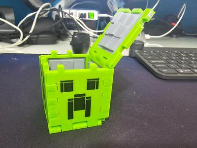 Minecraft cube