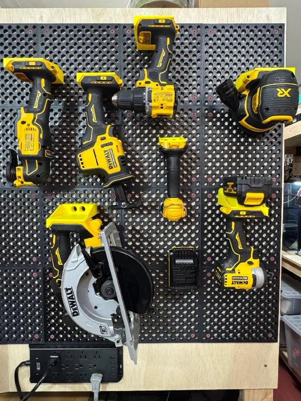 Screw Wall Dewalt tool holder