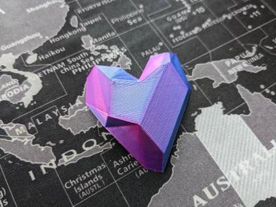 Maison203 lowpoly heart brooch copy