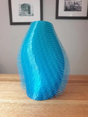 Twisted Loopy Vase