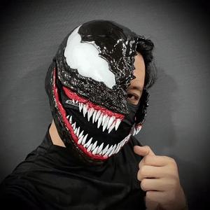 Venom Helmet Damaged Moveable – Marvel Movie 2024