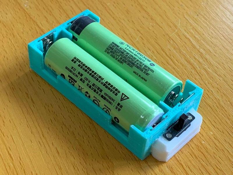 18650 battery holder with ON/OFF switch