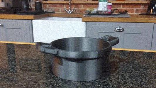 Cute Articulated Crab & Cooking Pot