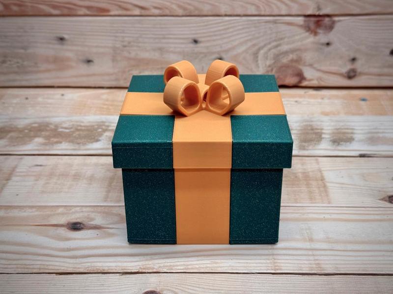 Gift Box – Large with four way ribbon bow