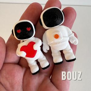 Valentine’s Day Special Astronaut