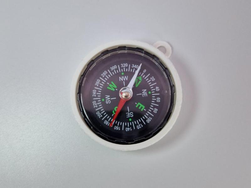 Simple Compass Case with Loop