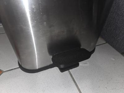 kmart 38l slim bin peddle   